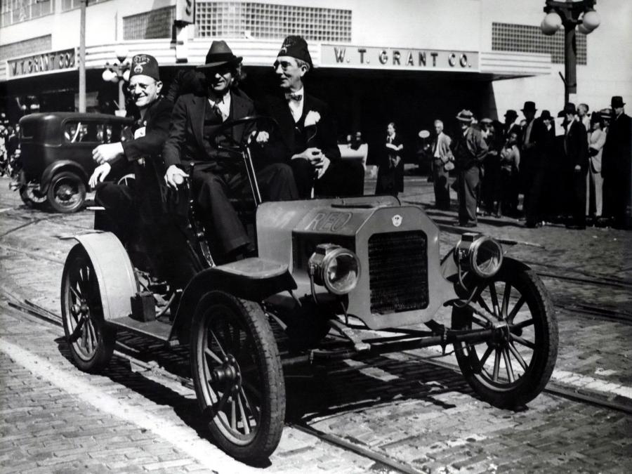  REO First Car 1904 года  (фото 2 из 2)